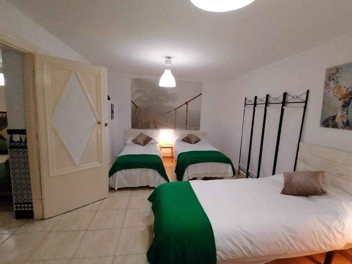 Apartamento en Espoz y Mina Madrid Exterior foto