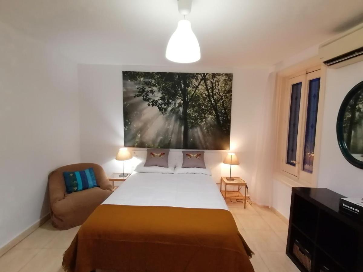 Apartamento en Espoz y Mina Madrid Exterior foto
