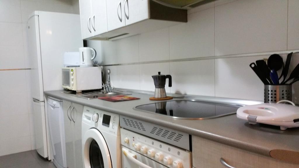 Apartamento en Espoz y Mina Madrid Exterior foto